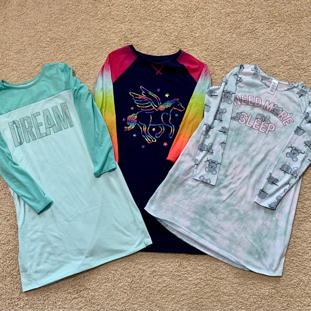 Girl’s night gowns